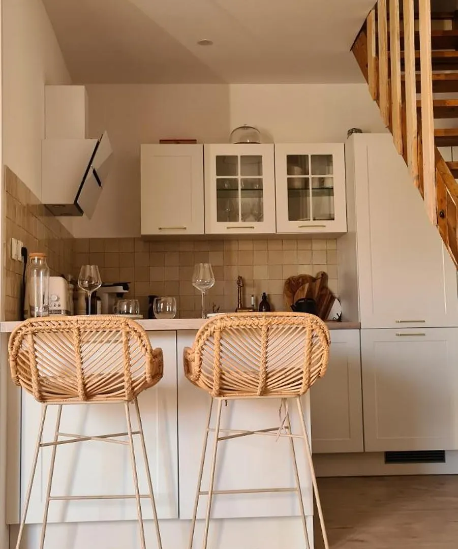 Appartement Cozy Avec Clim, Balcon Et Parking Gratuit Salavas 0*,  France